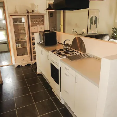 Two-bedroom Holiday In 度假居 Logstor