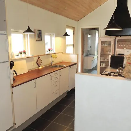 Two-bedroom Holiday In 度假居 Logstor